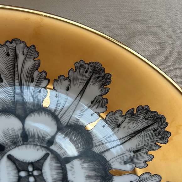 FORNASETTI Centerpiece Rosone n6 Gold Bowl - Picture 4 of 14
